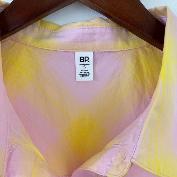 BP Pink Plaid Button Up Shirt SMALL NWT - Picture 5 of 6
